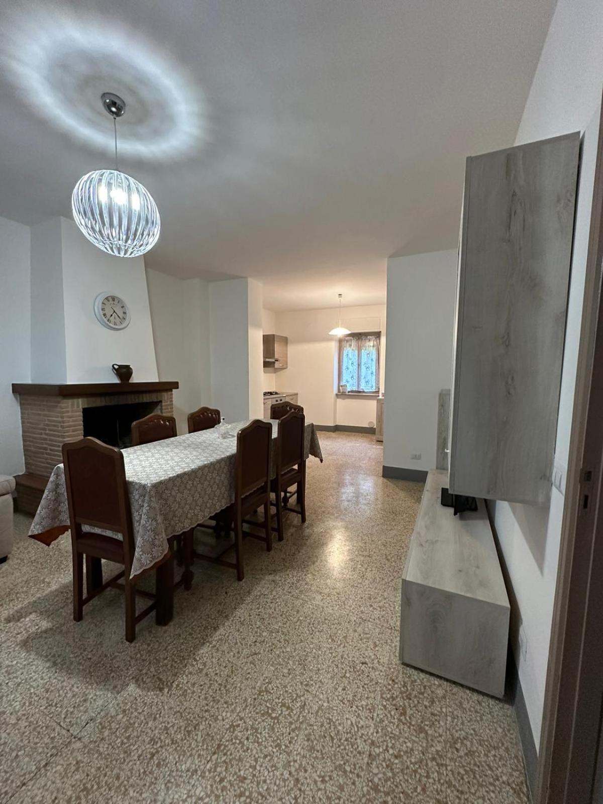 Casa Vacanze "La Torre" Cascia Exterior foto